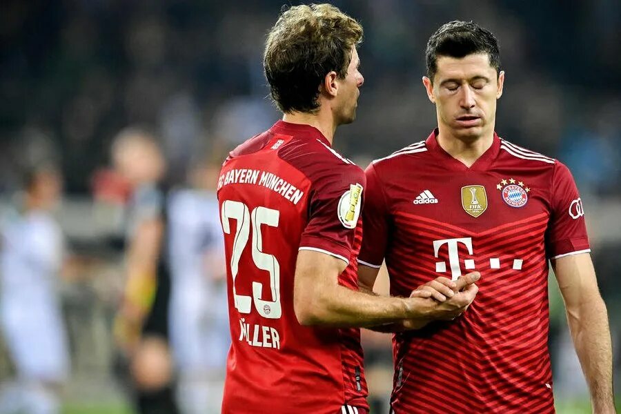 блинд бавария. размер баварии. бавария 2022. де лигт бавария. левандовски бавария зальцбург.