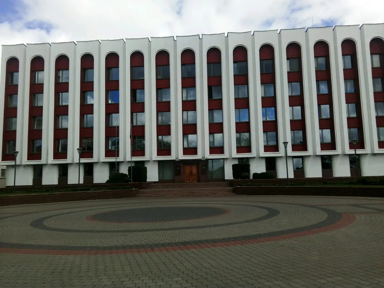 Министерства рб минск. Министерства рб минск. Министерства рб минск. Минск правительство. Здание правительства беларуси.