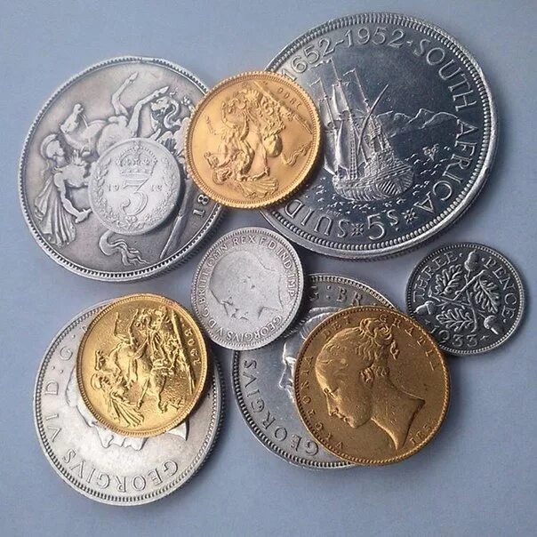 серебряные инвестиционные монеты. серебряная монета с новым годом 2020 лаос. коллекционные монеты из драгоценных металлов.