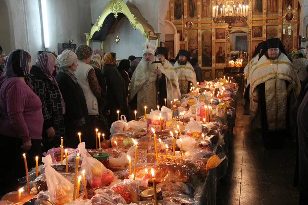 Радоница Троица праздник. Праздничный стол на Радоницу. Радоница — родительский, поминальный день. Радоница традиции православные.