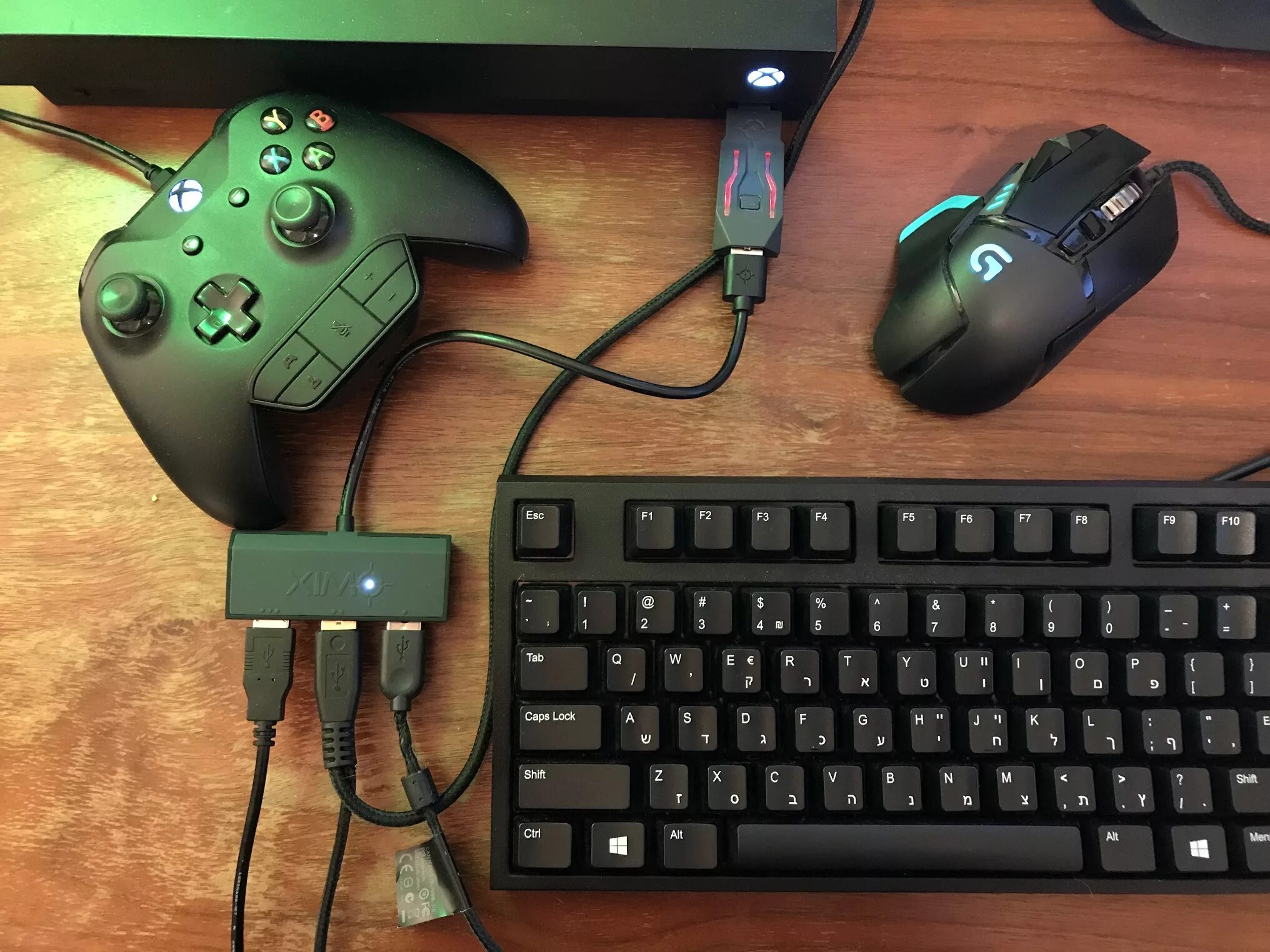 Клавиатура для джойстика Xbox 360. Хбокс с клавиатурой и мышкой. Клавиатура и мышь для хбокс 360. Xbox 360 мышь.