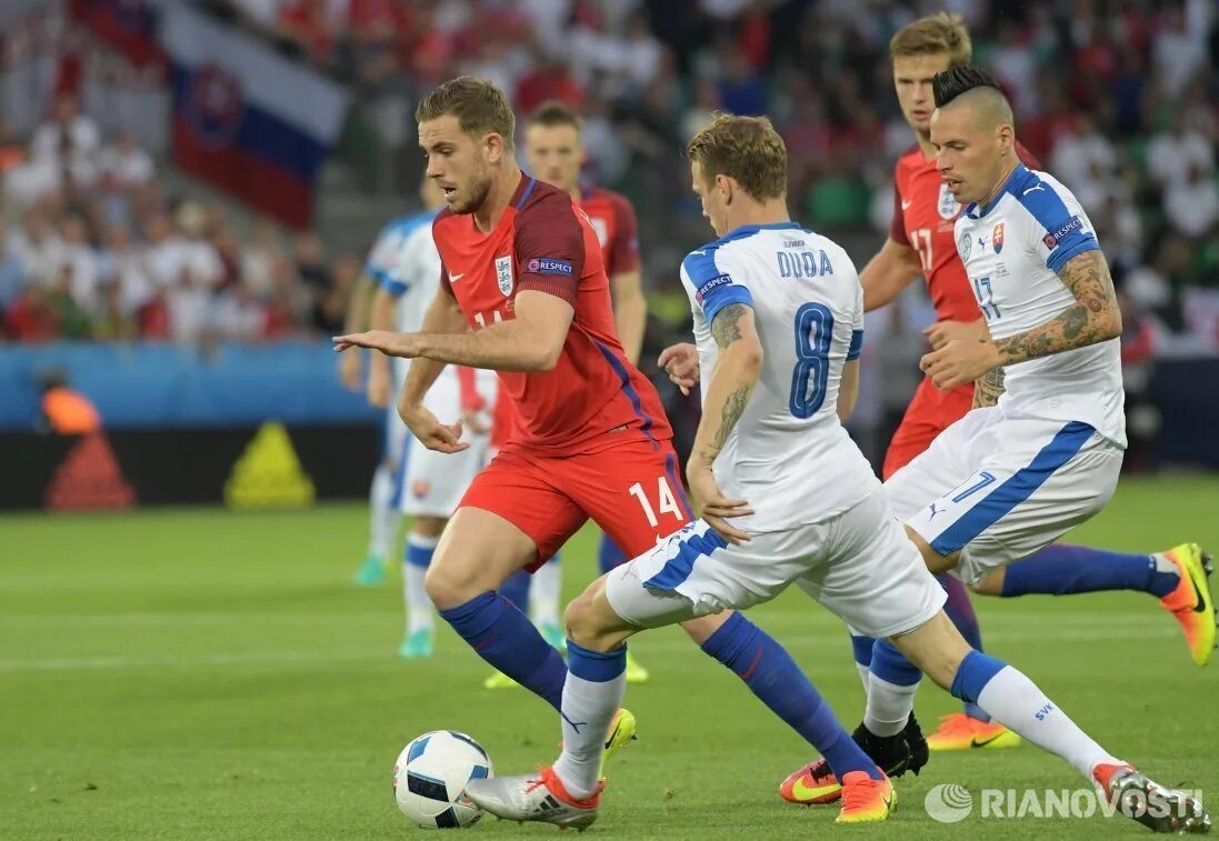 Словакия англия счет вчера. Англия словакия 2009. United kingdom futbol. Англия словакия 2009. Словакия англия счет вчера.