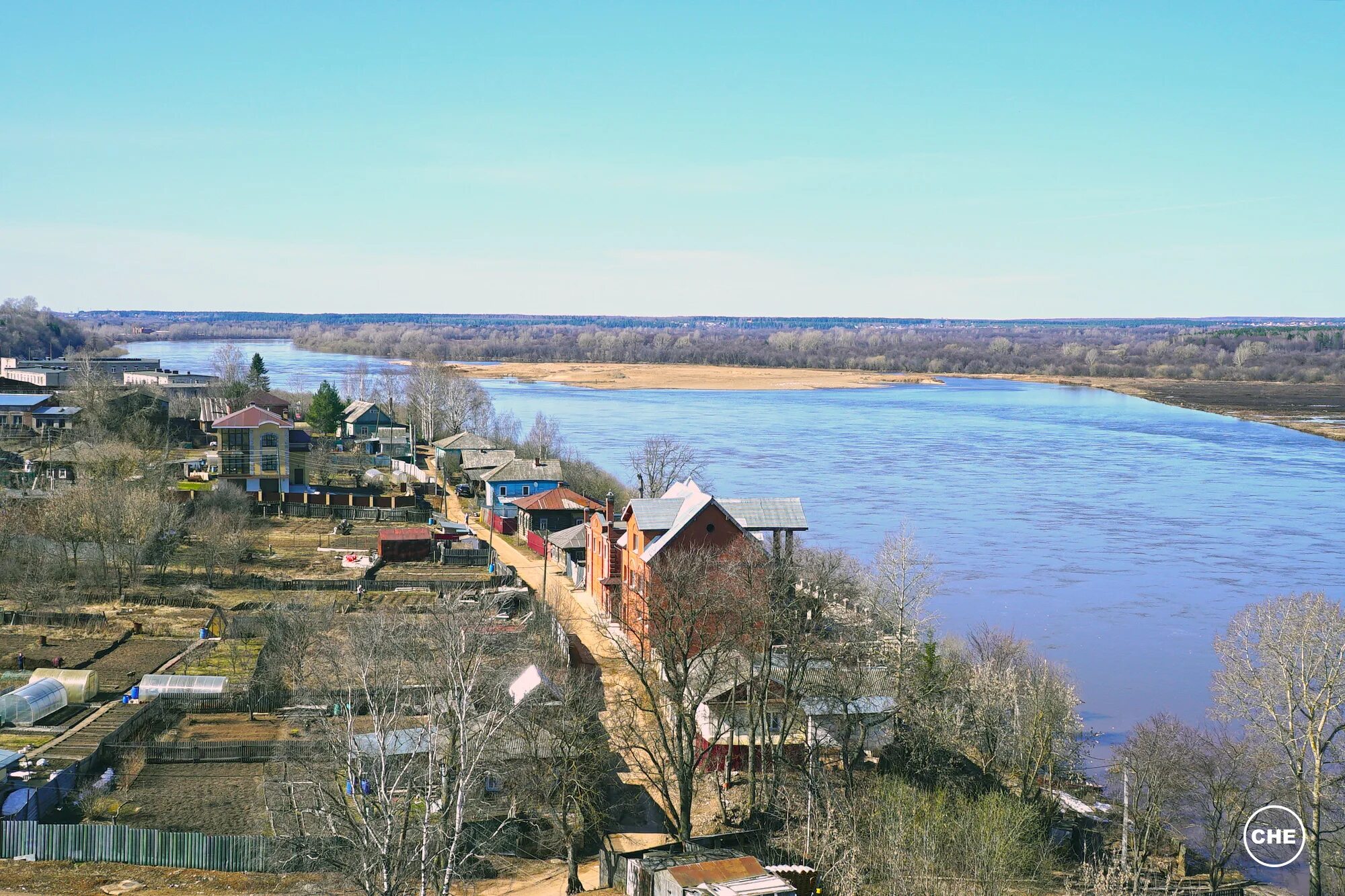 Уровень воды в реке ока горбатов. Река Вятка. Река Вятка и Кама. Половодье удивительное. Половодье на Вятке.