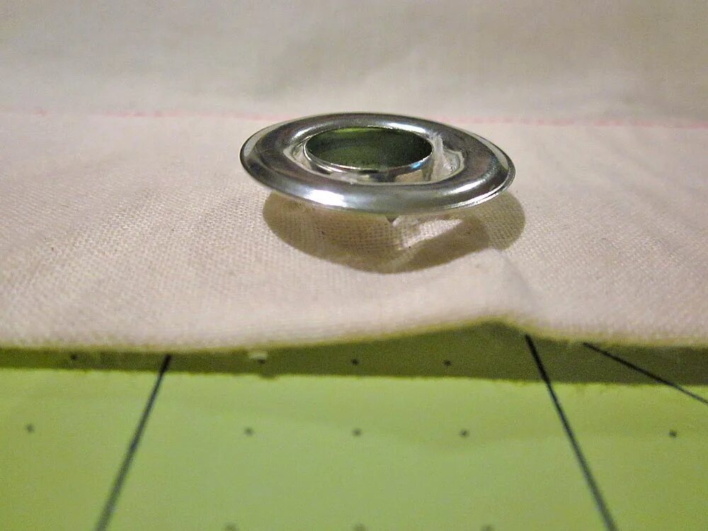 Kwb 9297-16. Люверс для штор. Пробойник люверсы д20. Как правильно установить люверсы. Крепления для люверсов.