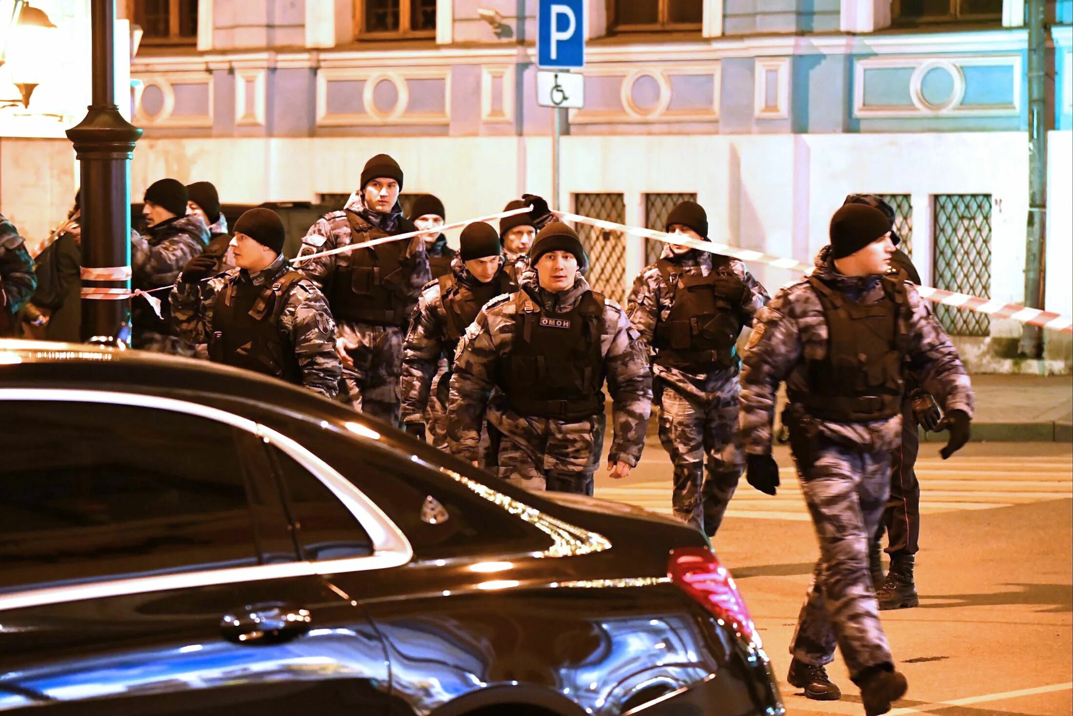 следователь фсб. фсб фото. силовики фсб. перестрелка у здания фсб. сотрудники фсб махачкала.