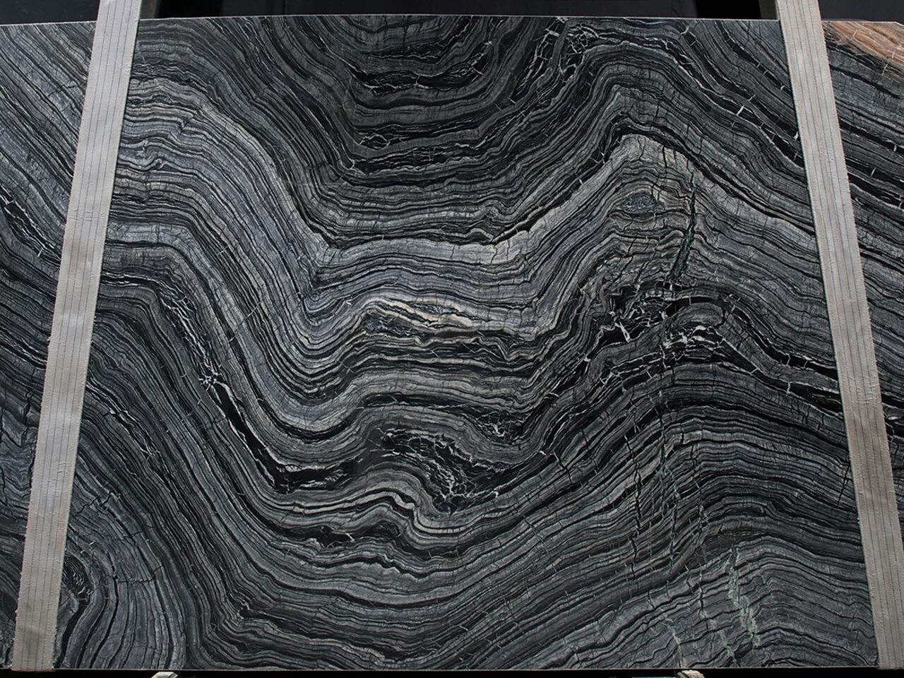 Silver wave. Мрамор сильвер вейв. мрамор сильвер вейв silver wave. silver wave (слэб). мрамор черный сильвер вейв.