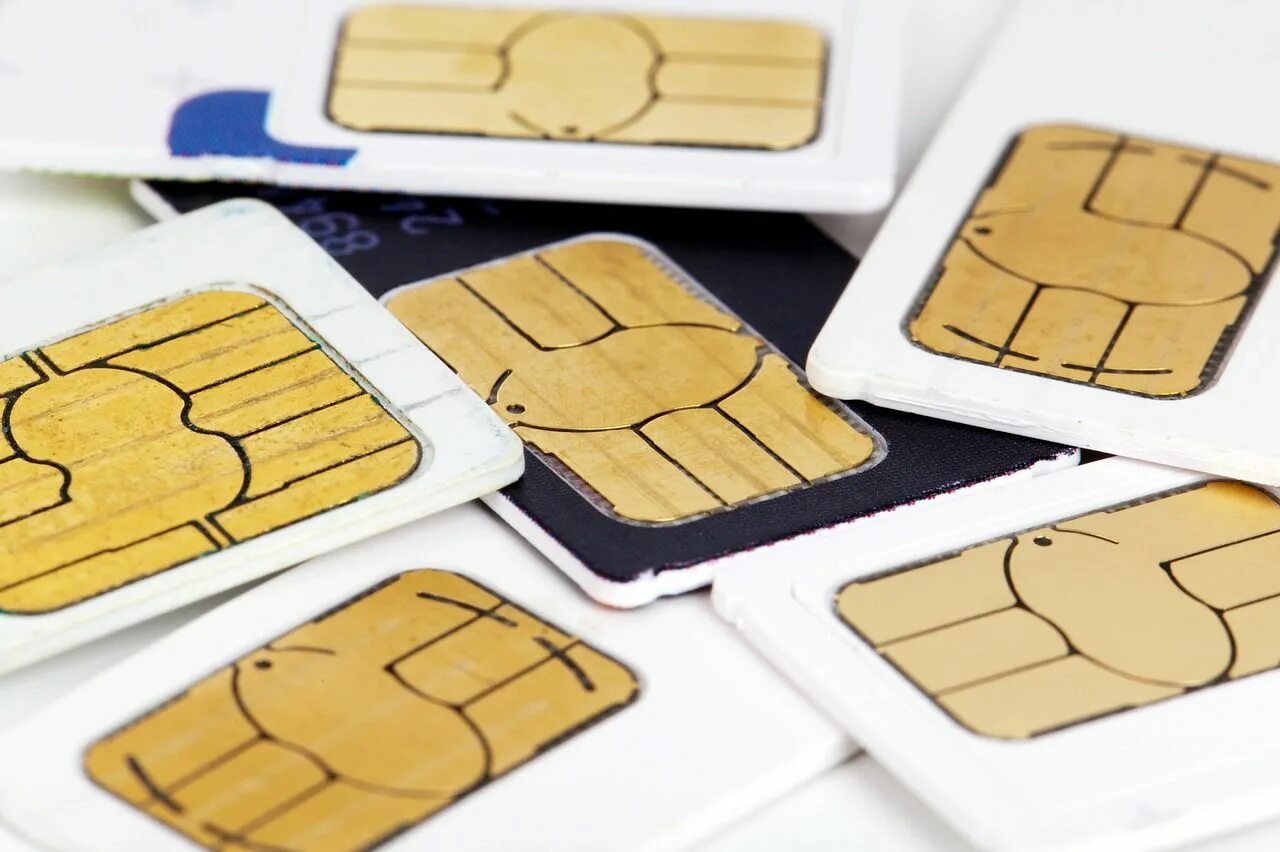 Sim карты для мобильных. Количество sim-карт фото. stc смикарта.