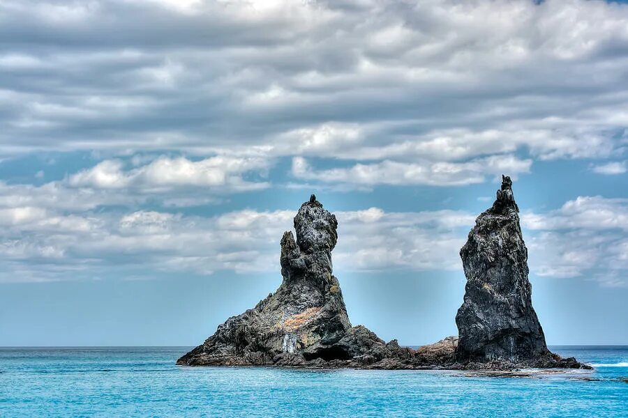 Скалы два брата приморский край. Море два брата. Приморский край рудная пристань скала два брата. Море два брата. Рудная пристань медуза.