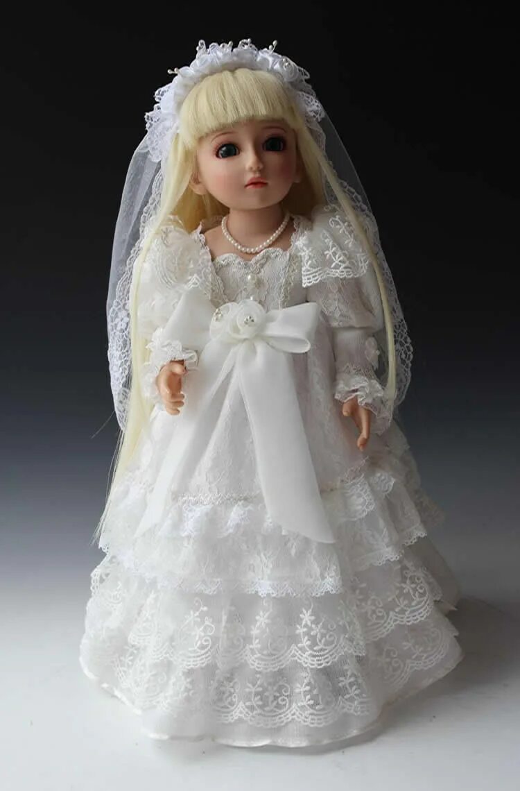 Купить куклу невесту. Кукла невеста. Кукла в свадебном платье. Кукла в белом платье. Красивые Свадебные платья для куклы.