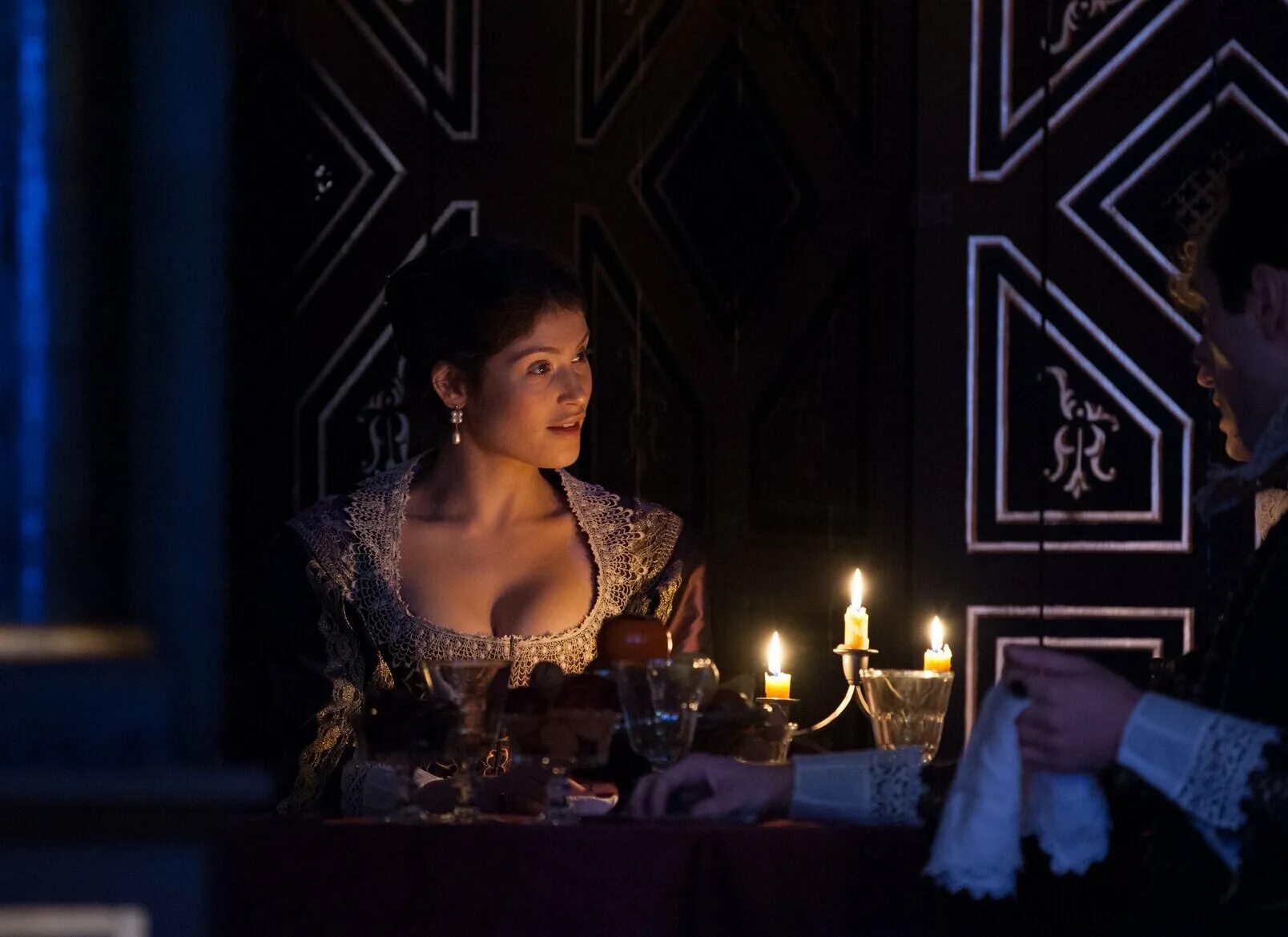 джемма артертон герцогиня мальфи. герцогиня мальфи фильм 2014. герцогиня фильм. герцогиня мальфи. кадры герцогиня мальфи the duchess of malfi.