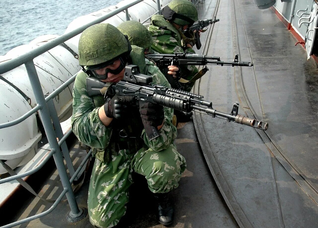 1. Абрис вс-б набухающая гидроизоляция. 2. Сзв тд 30. Эксцентриковая шлифмашинка cat dx46.