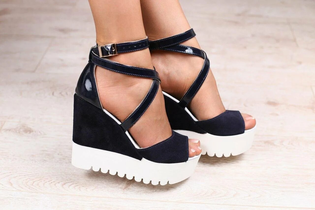 летние босоножки женские. босоножки женские. летние сандалии женские. сандали женские летние. красивые босоножки.