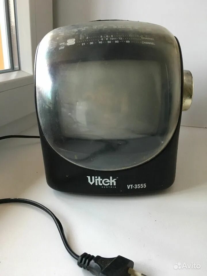 Автомобильный телевизор vitek vt-5018. Портативный телевизор vitek vt-3550 1989. 5. Витек тв. Автотелевизор vitek vt 5010 sr.