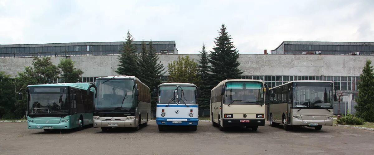 Музей Мострансавто. Часть вторая - грузовики и автобусы - "Грузовики, автобусы, 