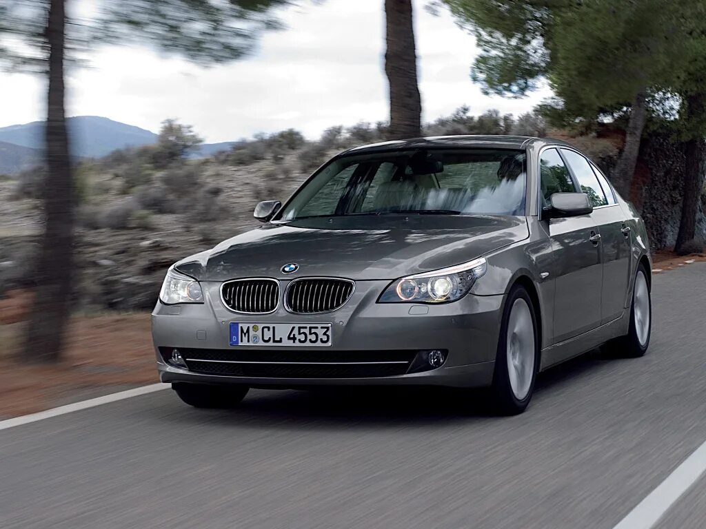 Е60 2007. БМВ 5 530i. BMW 5er e60. BMW 5 e60 2008. БМВ 530 е61.