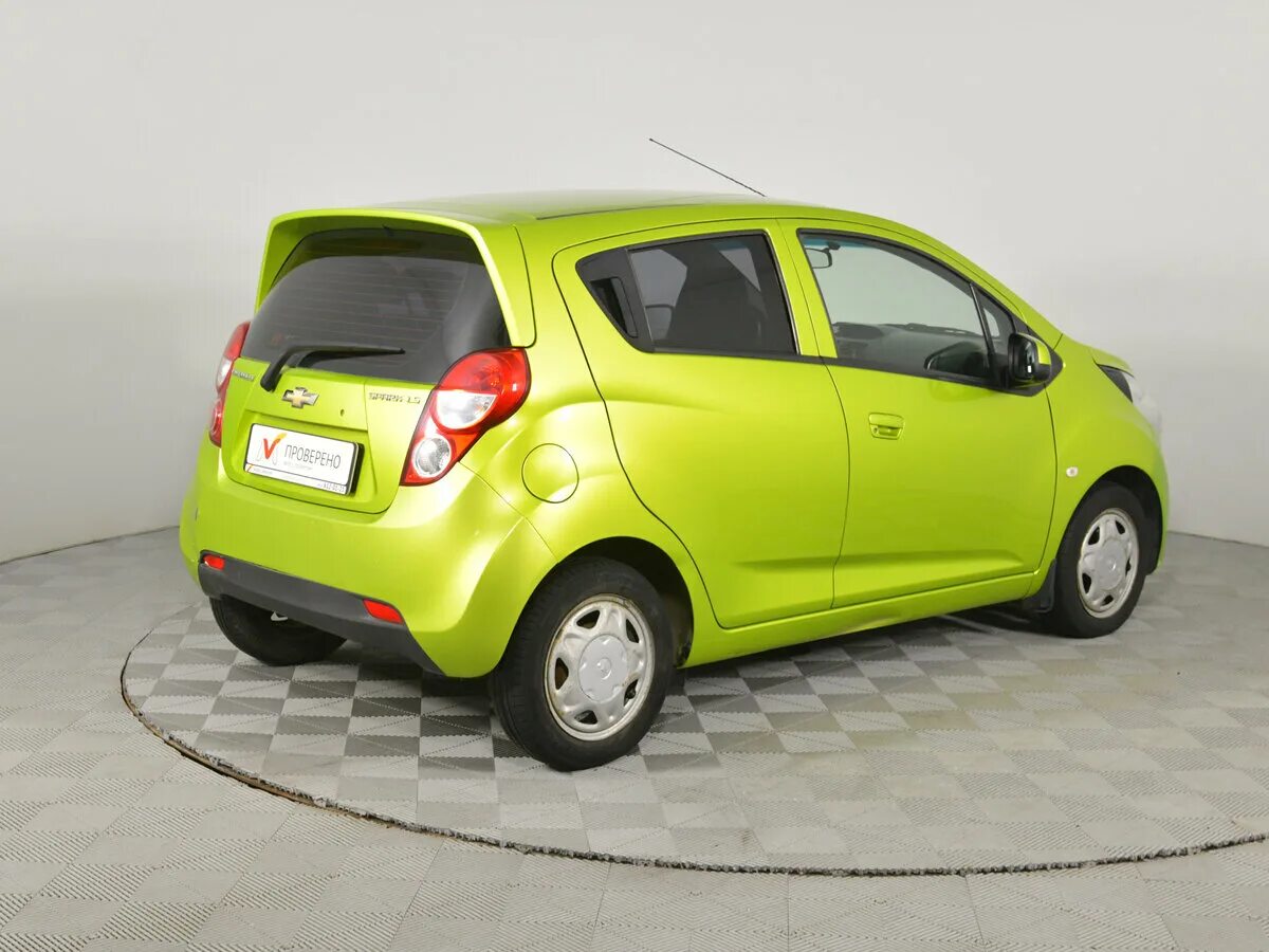 Шевроле спарк автомат купить. Chevrolet Spark 2013. Шевроле Спарк автомат. Chevrolet Spark III. Шевроле Спарк зеленый.