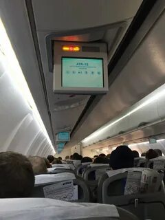Самолет набирает