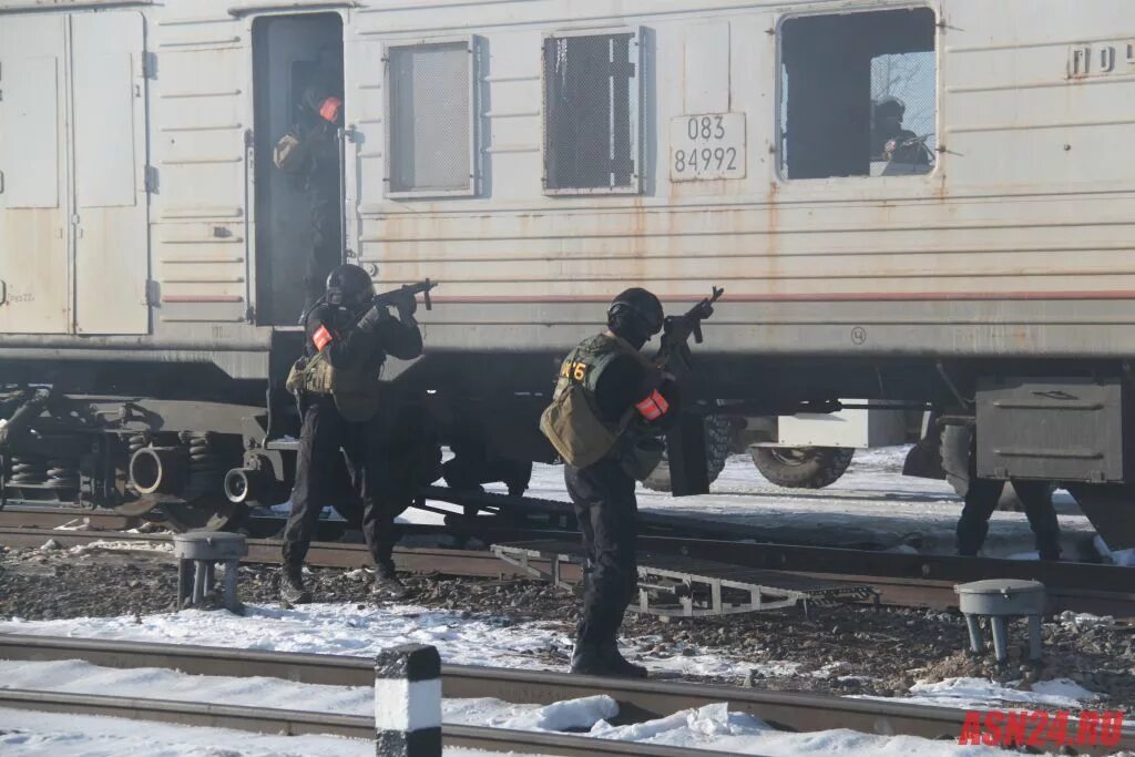 Станция ту Амурская область. Благовещенск (станция). Теракт Амурская область город Благовещенск в техникуме. Криминальные новости Амурской области Ядрино видео. Горники в амурской области последние новости