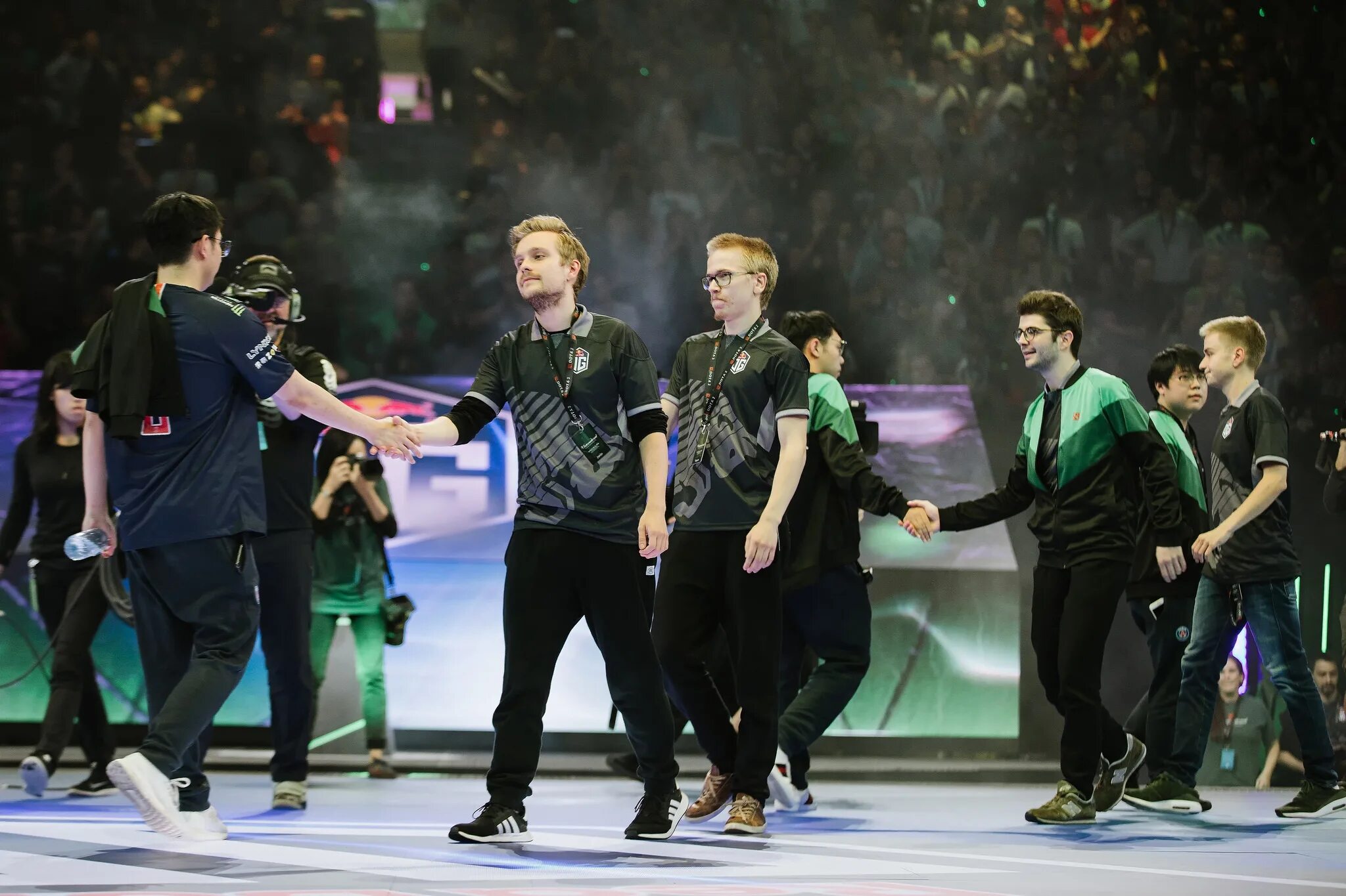 Og International 2018. The International 2019 Dota 2 команда og. The International 2018 дота 2. Интернешинал 2018