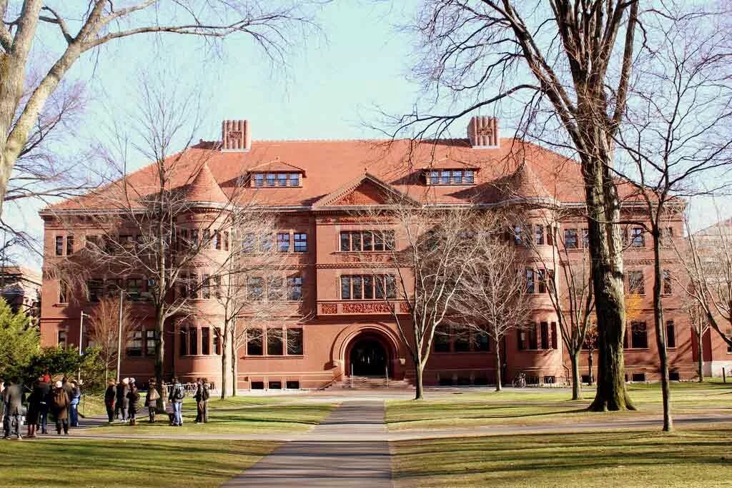 Университет в Америке Гарвард. Гарвардский колледж в США. Гарвардский университет университеты США. Образование в США Гарвард.