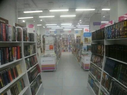 6 этажный книжный магазин в москве