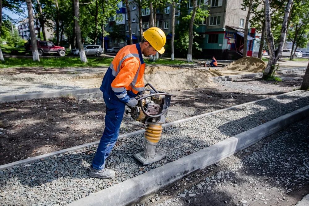 благоустройство территории. благоустройство придомовой территории асфальтирование. ремонтные работы по благоустройству территории. благоустройство дорог и территорий. ремонт дворовых территорий.