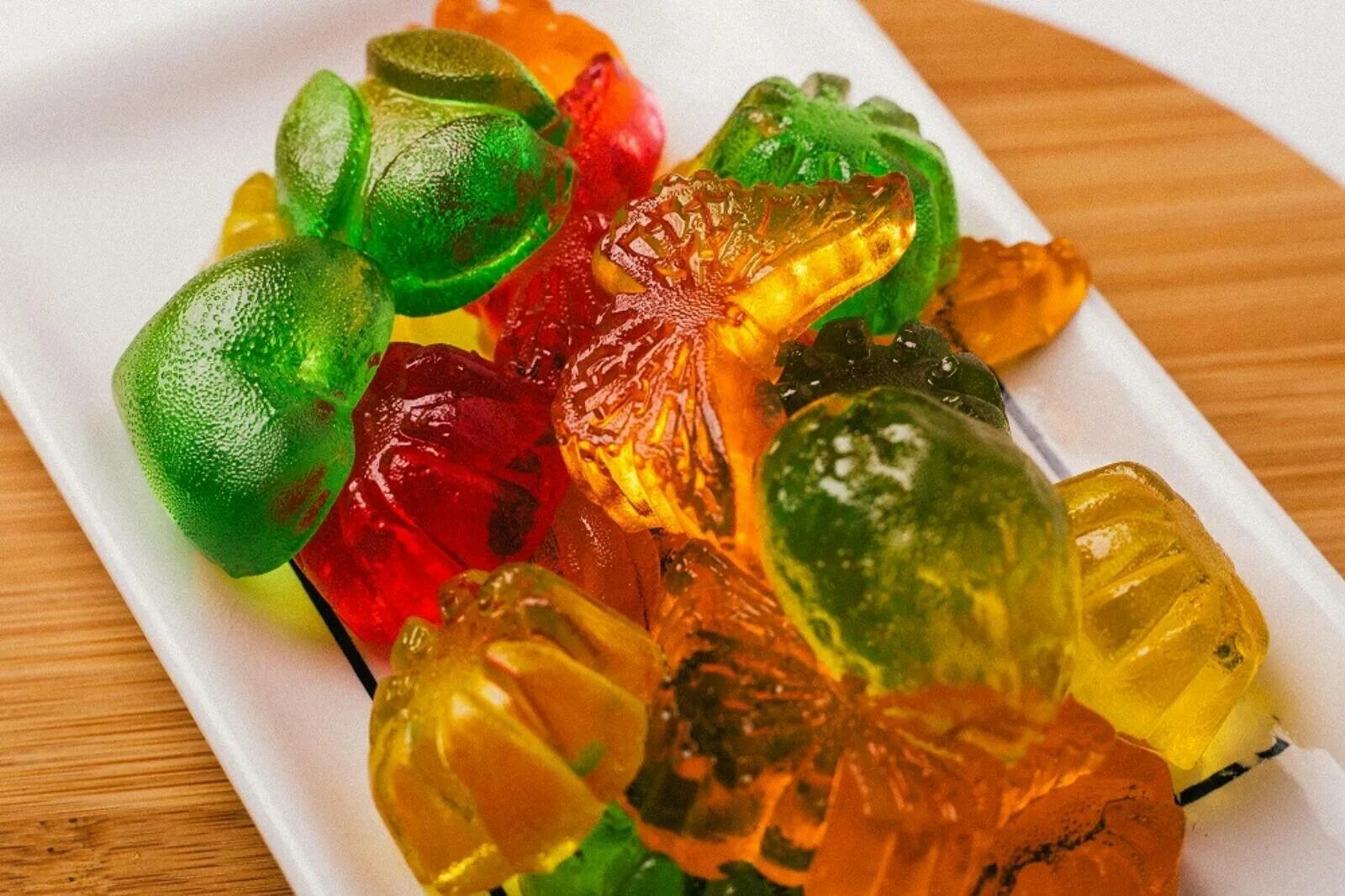 Гамми беар мармелад. Жевательный мармелад мишки. Мармеладки мишки. Мармеладные мишки хераба. Много мармеладных мишек.