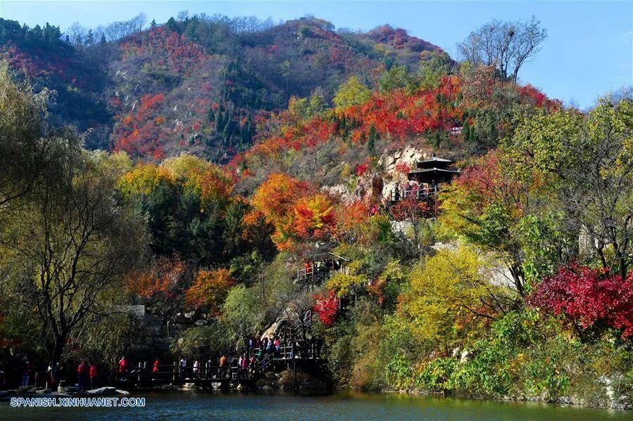 Долине красных листьев Цзинань. Тайшань Шаньдун. Цзинань провинция Шаньдун. Провинция Шаньдун природа. Цзинань погода