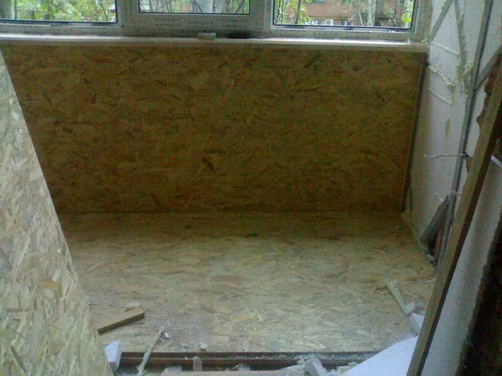 Балкон осб. Обшивка балкона osb. osb на балконе. обшивка балкона осп. отделка балкона осб.