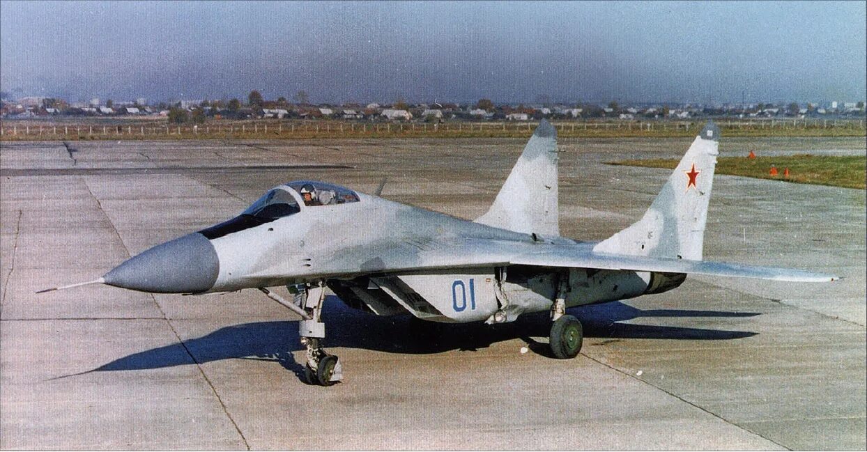 Корабельный истребитель миг-29к. Миг-29 9-12. Mig 29 9-12. Корабельный истребитель миг-29к. Первый миг 29.