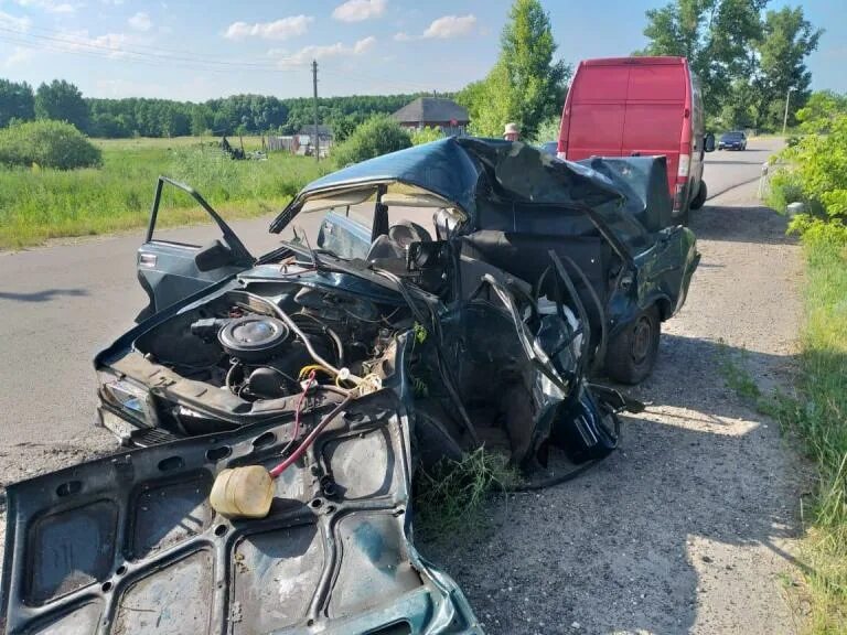 Воронежская область последние. Дтп краснодарский край. Пожар таловском районе. Грузовик на трассе. Дтп краснодарский край.