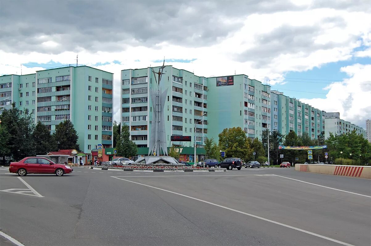Краснознаменск лив. Краснознаменск военный городок. город краснознаменск московской области. краснознаменск московская область стелла. краснознаменск мо население.