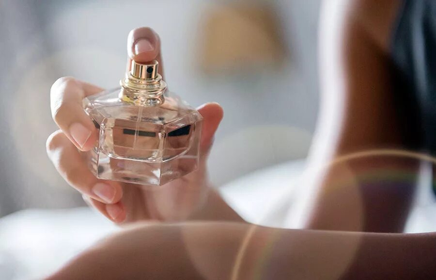 нанесение парфюма. духи стойкость аромата. духи стойкость аромата. духи стойкость аромата. духи стойкость.