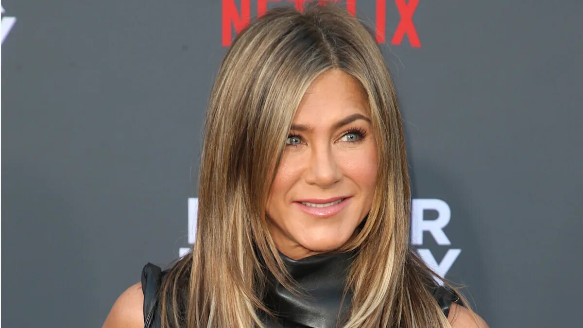 Дженнифер энистон как выглядит сейчас 2025 Jennifer Aniston at the 2020 SAG Awards Jennifer aniston, Jennifer aniston photo