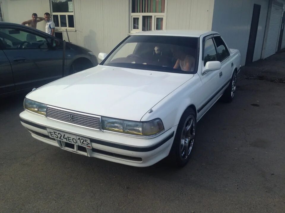 Тойота креста 80 кузов. Тойота Креста 80. Toyota Cresta 1991. Toyota Cresta, 1991 год. Toyota Cresta 80 дорестайлинг.