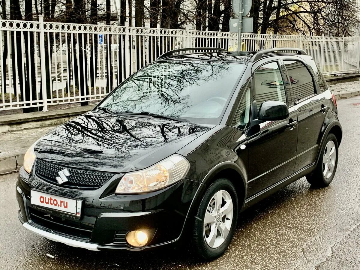 Машины сузуки с пробегом. Suzuki sx4 черная. Suzuki sx4 1.6 at. Suzuki sx4 черная Cooper. Сузуки с4.