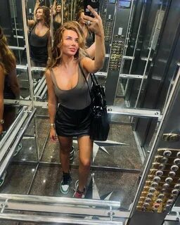 23 горячих фотографии Анны Седоковой в бикини.