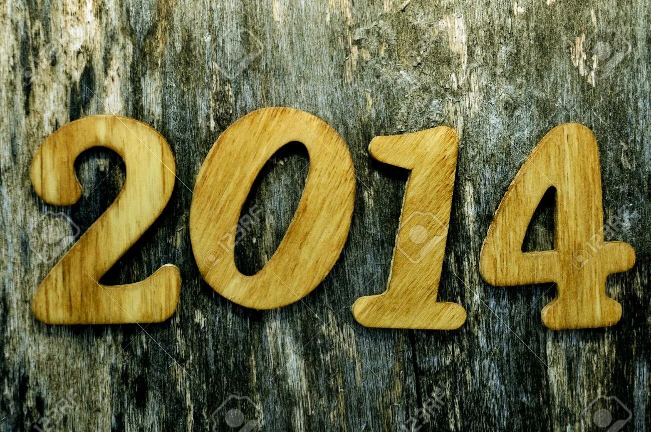 Сова новый год обои. 2014 год. 1000 лет спустя. 2000 hours later. Im sad fifteen thousand dollars.