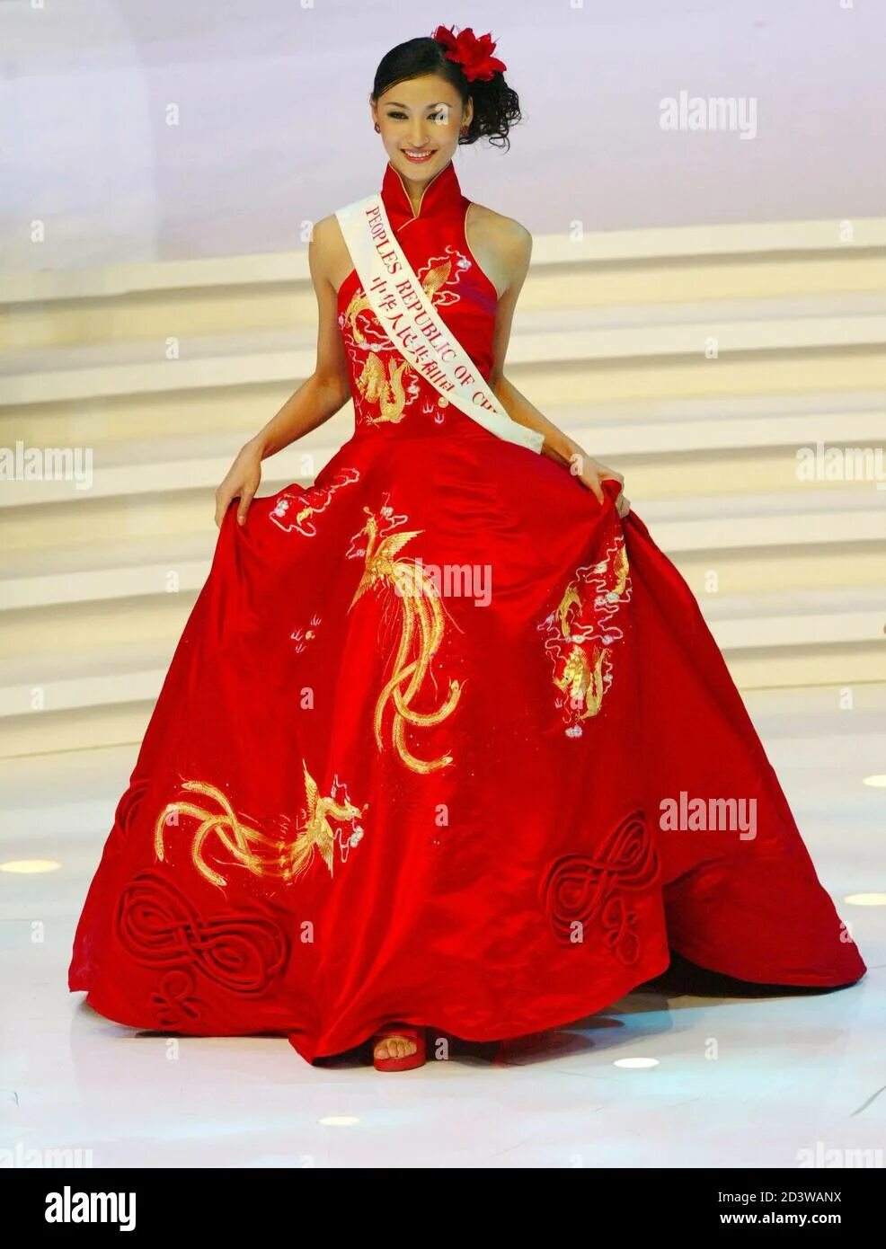 Мс китай. Мисс китай. санья театр короны. miss world china. китаяци.