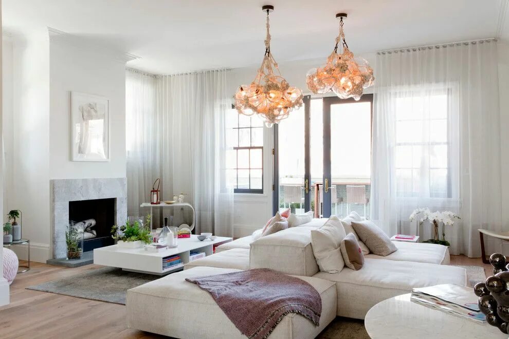 Decorating a Boston Brownstone Dining room lighting, Dining room chandelier, Din