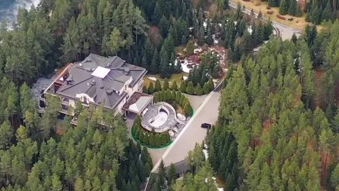 Резиденция сколько
