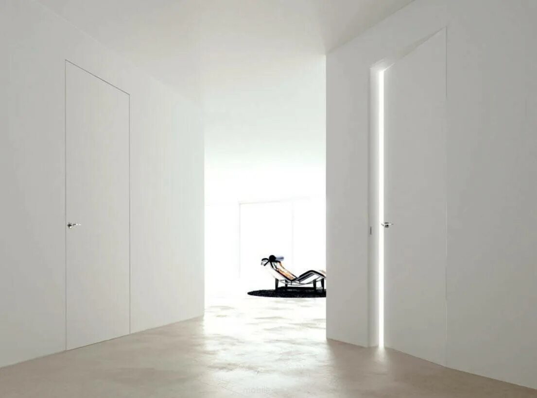 Интерьер скрытый. Ghizzi Benatti двери скрытый короб. Двери межкомнатные заподлицо со стеной. Двери без наличников со скрытым. Двери со скрытым коробом.