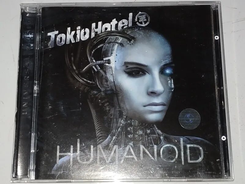 Tokio hotel louder than love live. Tokio hotel 2010 humanoid. Tokio hotel 2010 humanoid city live. Tokio hotel humanoid обложка. Tokio hotel 2010 humanoid.