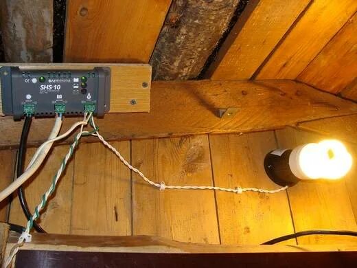 Дом 12 вольт. Плата питания 12 вольт 2 ампера. Блок 12 вольт 5 ампер. Преобразователь напряжения из 12 в 5 вольт. Схема стабилизатора напряжения на 12 вольт на l7812cv.