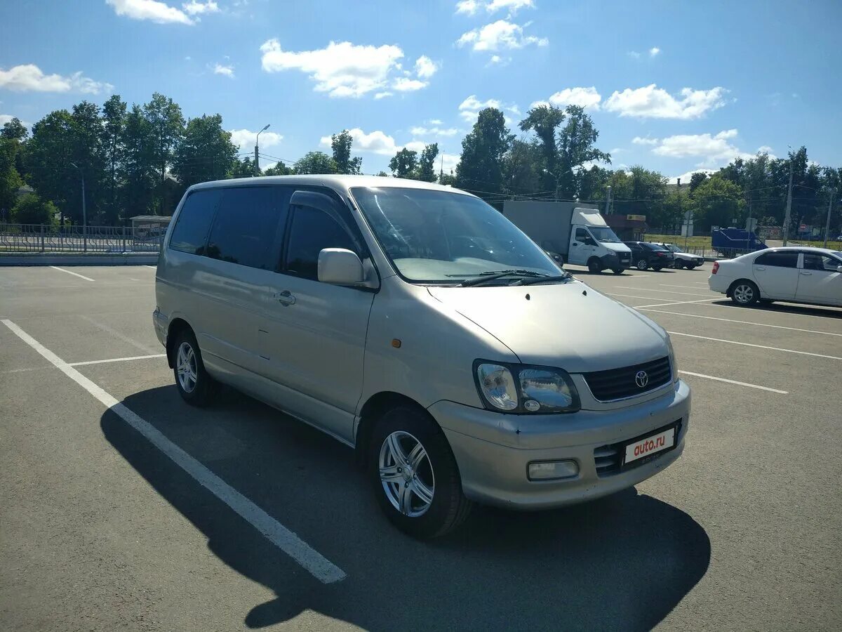 Тойота таун айс новосибирск. Тойота Town Ace 2000. Toyota Town Ace Noah IV 2000. Toyota Town Ace Noah 2000. Тойота 2000 года Town Ace Noah.