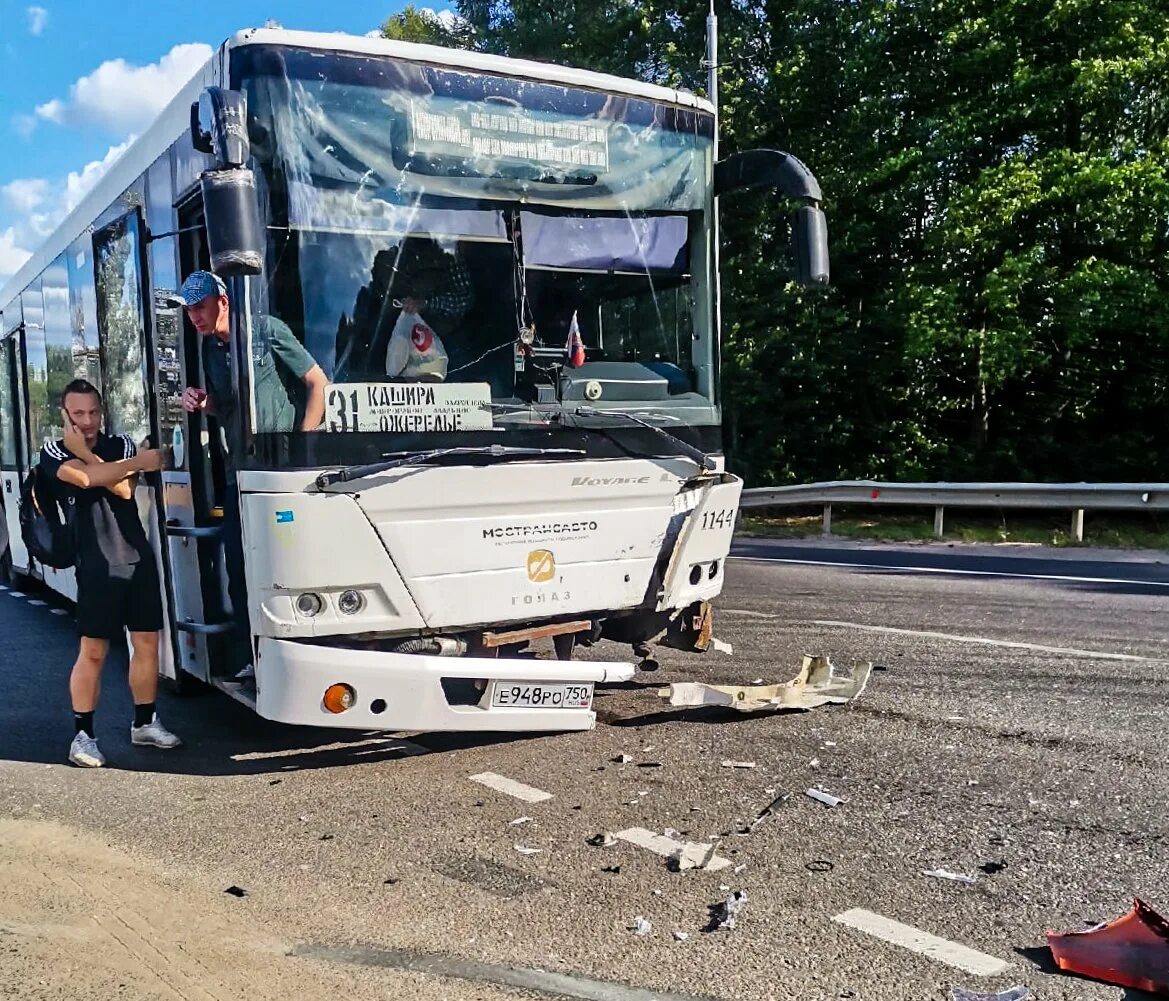 Автобусы кашира москва сегодня. Автобус ожерелье Кашира. Происшествия в Кашире Московской области.