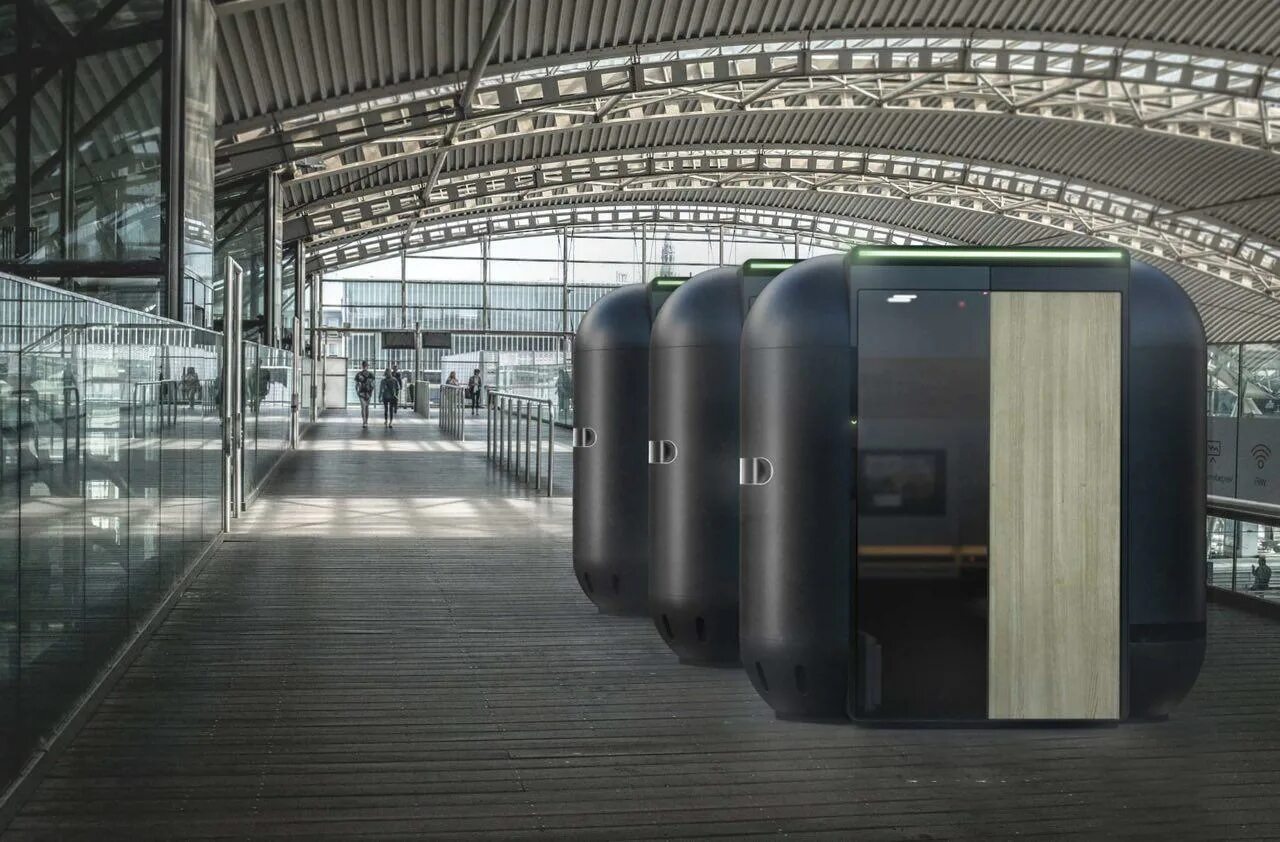 Стремоусов бронекапсула. Камаз 5350 военный бронированный капсула. Бронированная капсула. Бронированная капсула. Урал 4320 бронированный.