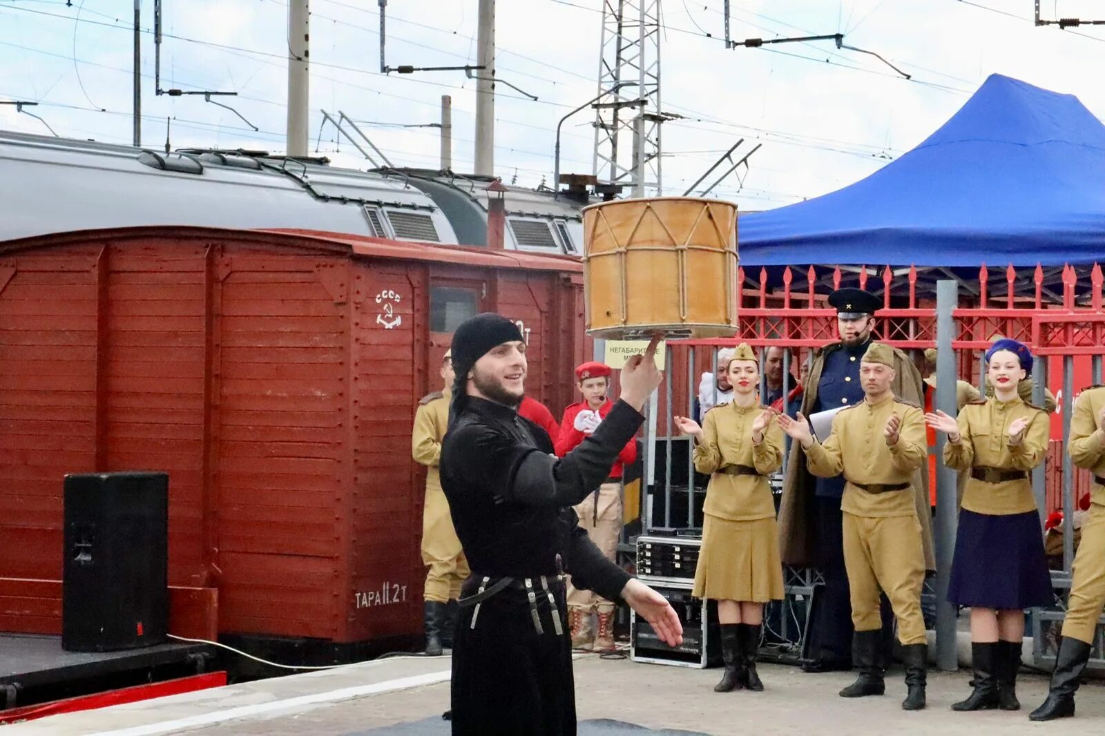 Военный поезд. Ретро поезд. Ретро поезд победа. Поезд Победы города. Поезд победы 2024 минеральные воды