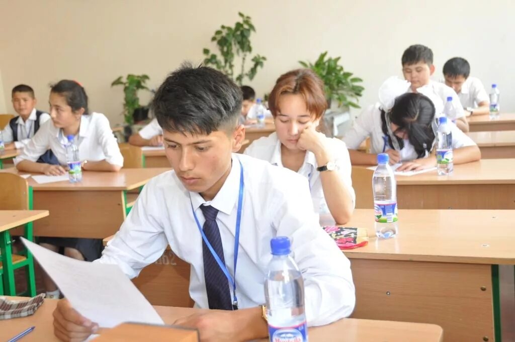 молодежь узбекистана. Smart maktab uz. 7 мактаб. современная школа в узбекистане. бизнесмен ёшлар.