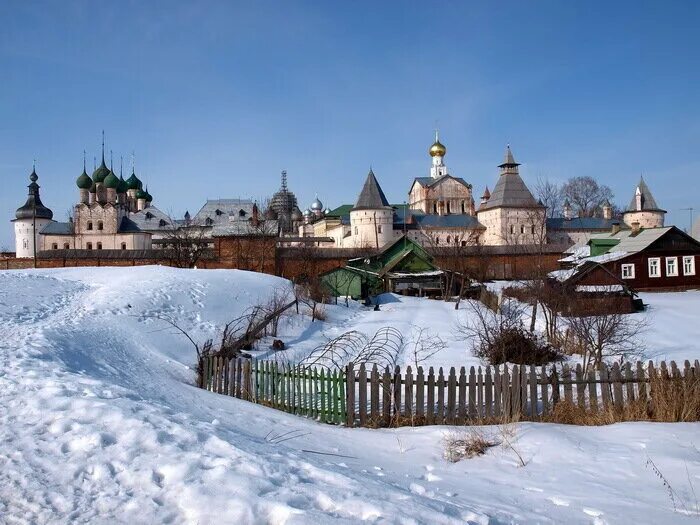 Ростовский Кремль внутри. Сайты ростов ярославский